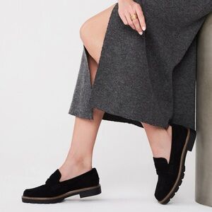 NWOT Black Anne Klein Emmylou Faux Suede Penny Loafer Size 6 1/2